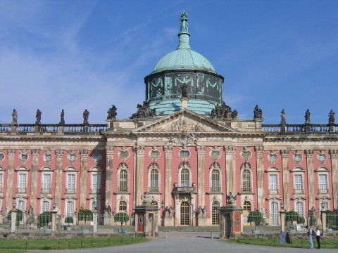 Berlin-Potsdam-Det-Nye-Palads-indgang.JPG
