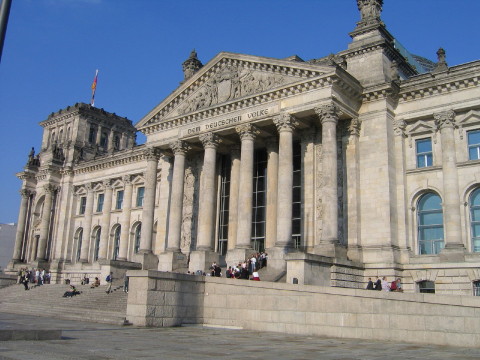 Berlin-Rigsdagen-(Reichstag)-Dem-Deutschen-Volke.JPG