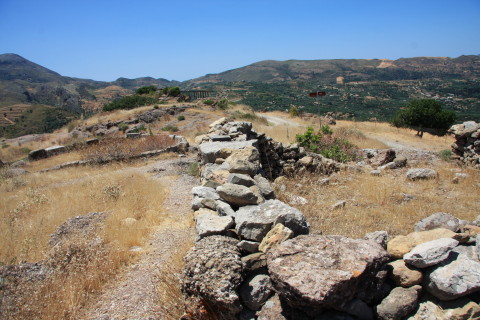 Kreta-2009-7543-Polirinia-historiske-ruiner-af-fort.JPG