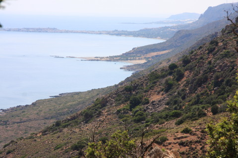 Kreta-2009-8187-turiststrandene-i-horisonten.JPG