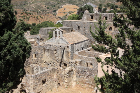 Kreta-2009-8293-det-forfaldne-kloster-Kato-Moni-Prevel-15-1600-tallet.JPG